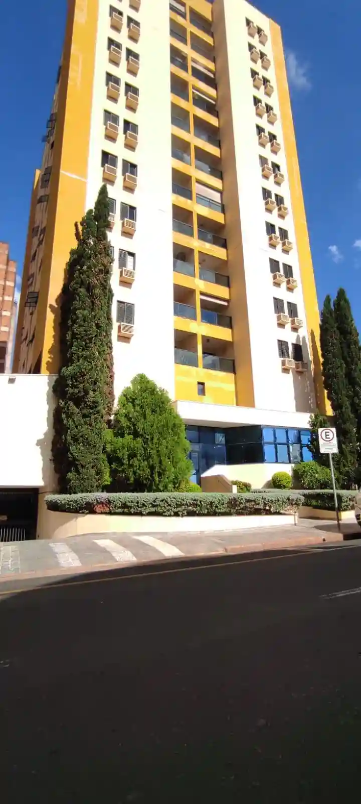 Apartamento com 3 quartos à venda, 98m² — foto 1 de 25