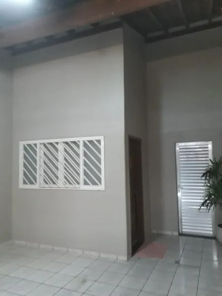 Casa à venda — foto 1 de 1
