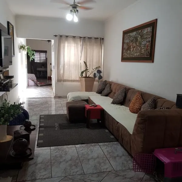 Casa com 3 quartos à venda, 440m² — foto 2 de 19