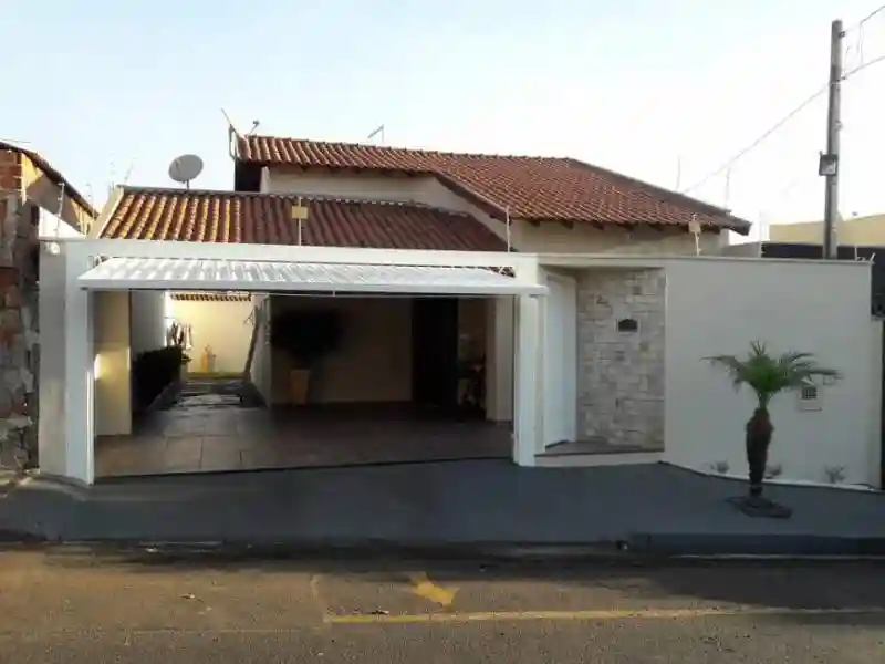 Casa com 2 quartos à venda, 100m² — foto 1 de 18