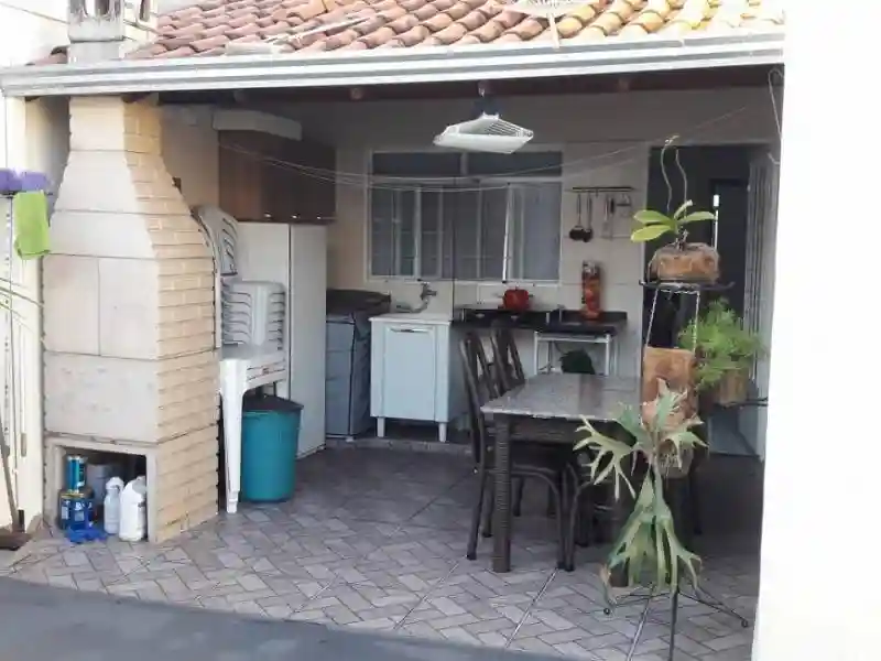 Casa com 2 quartos à venda, 100m² — foto 17 de 18