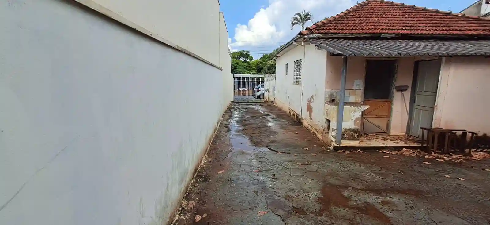 Casa com 2 quartos à venda, 242m² — foto 2 de 18