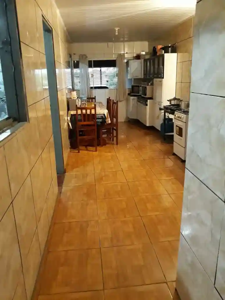 Casa Comercial com 2 quartos à venda, 200m² — foto 3 de 7