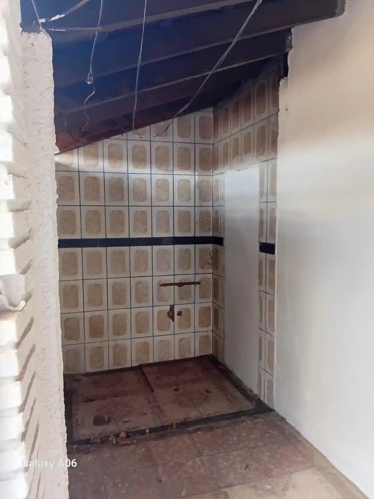 Casa com 2 quartos à venda, 200m² — foto 25 de 27