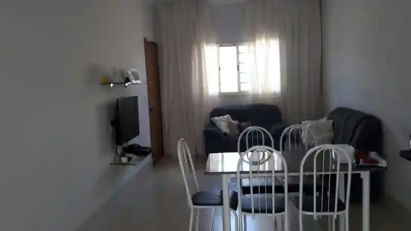 Casa à venda — foto 4 de 7