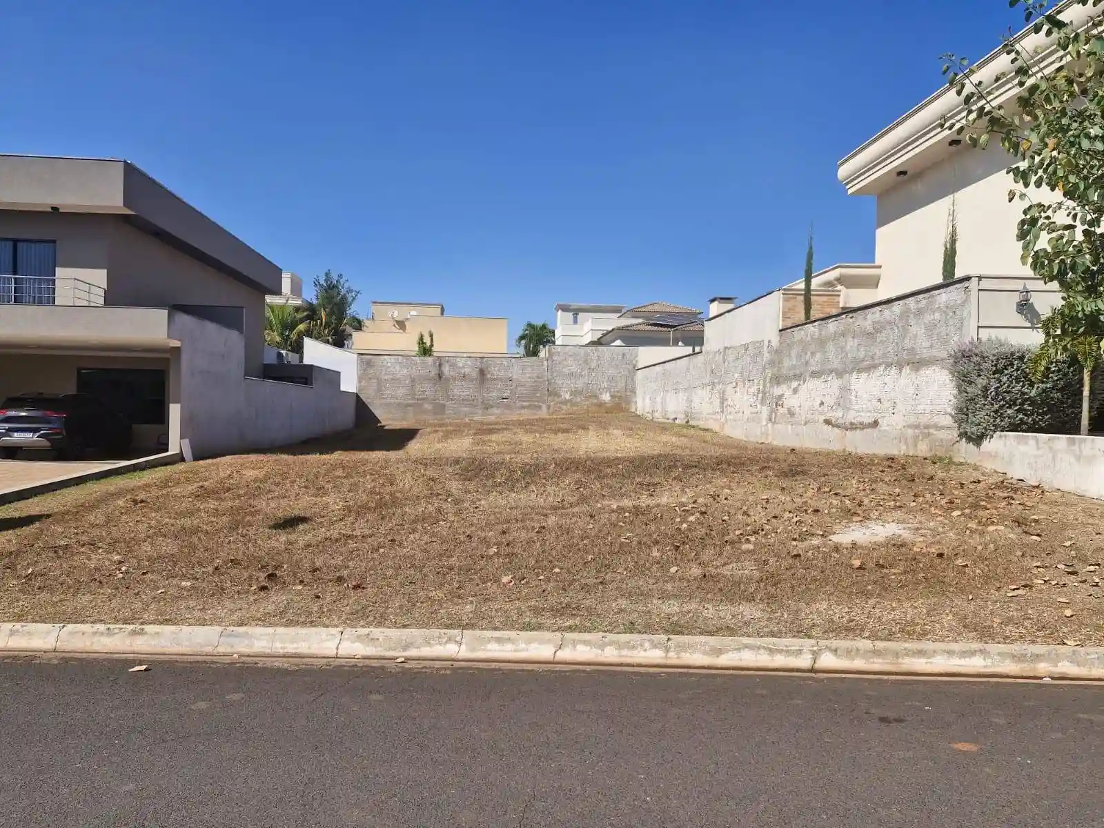 Terreno / Lote / Condomínio  à venda, 500m² — foto 5 de 8