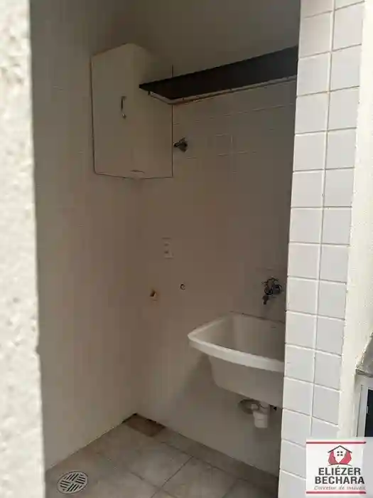 Casa de Condomínio com 3 quartos à venda, 243m² — foto 33 de 34