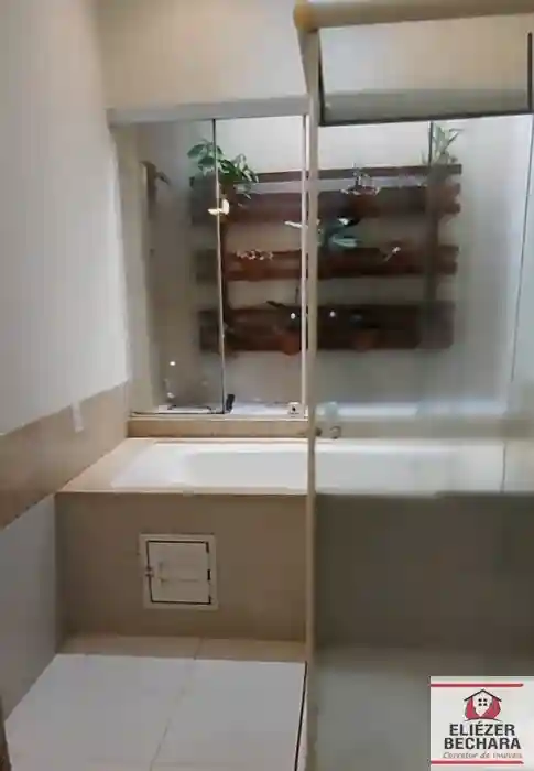 Casa de Condomínio com 3 quartos à venda, 243m² — foto 8 de 34