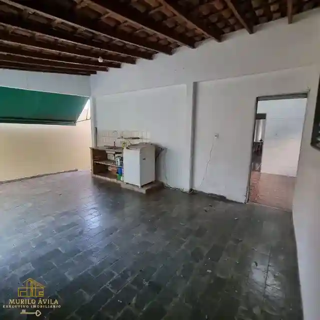 Casa Comercial com 4 quartos à venda, 200m² — foto 3 de 20