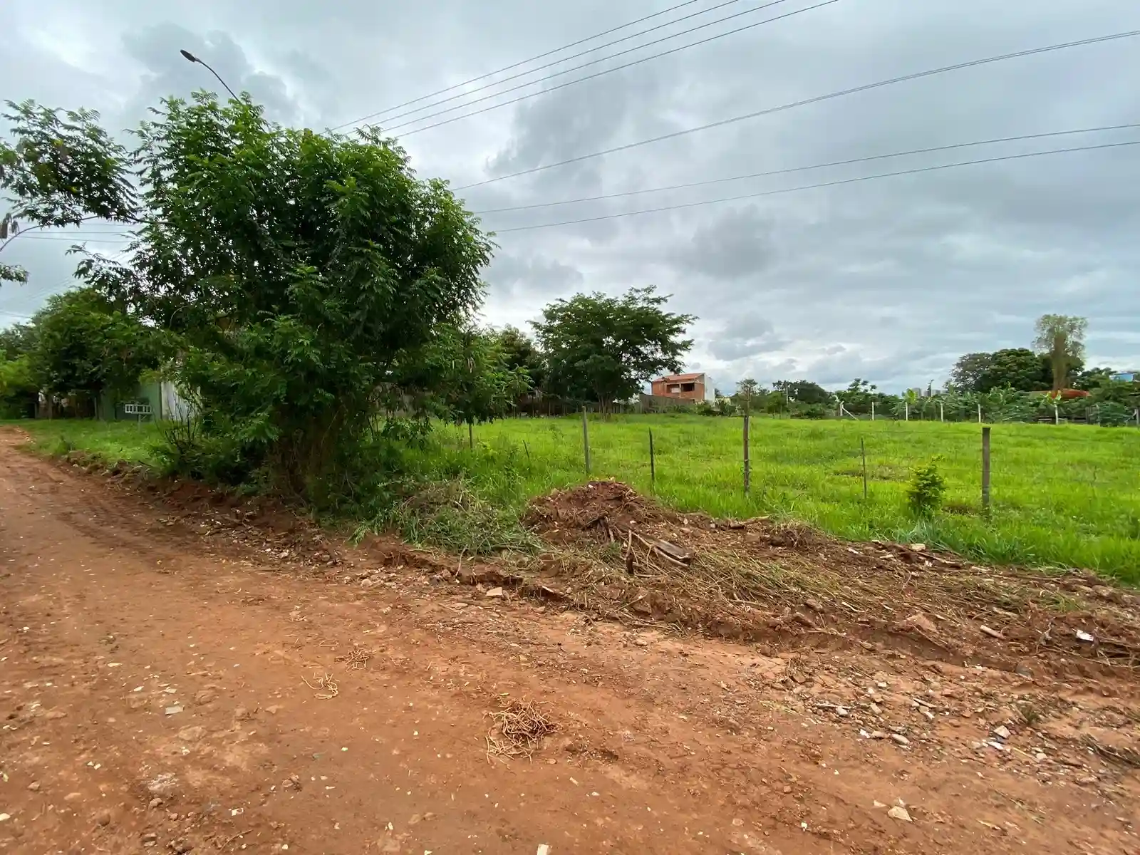 Fazenda / Sítio / Chácara  à venda, 2000m² — foto 2 de 2