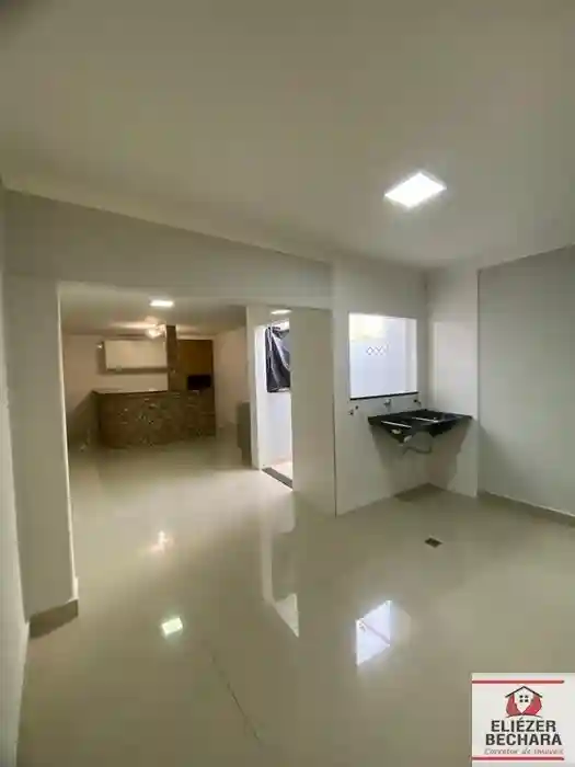 Casa com 4 quartos à venda, 168m² — foto 13 de 25