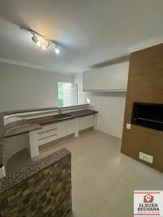 Casa com 4 quartos à venda, 168m² — foto 24 de 25