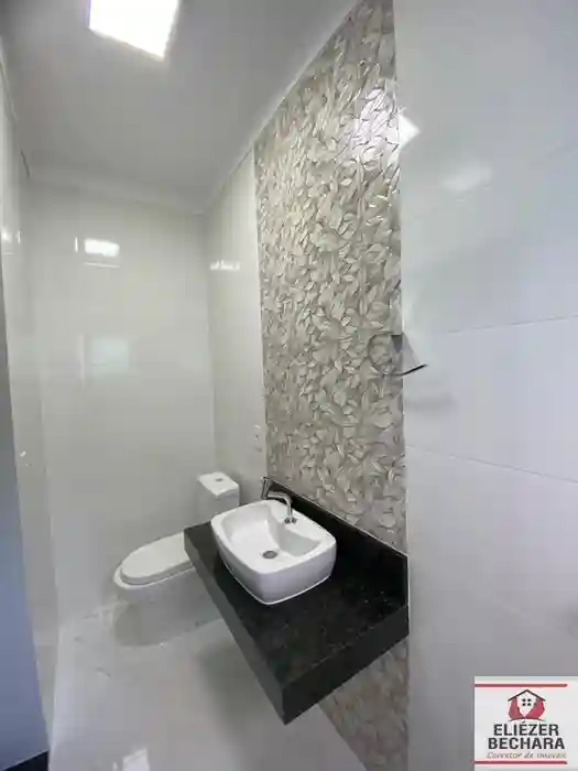 Casa com 4 quartos à venda, 168m² — foto 3 de 25