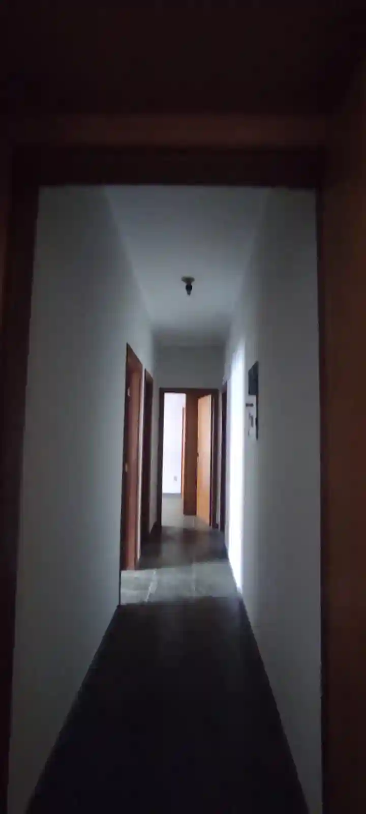 Casa com 3 quartos à venda, 250m² — foto 2 de 17