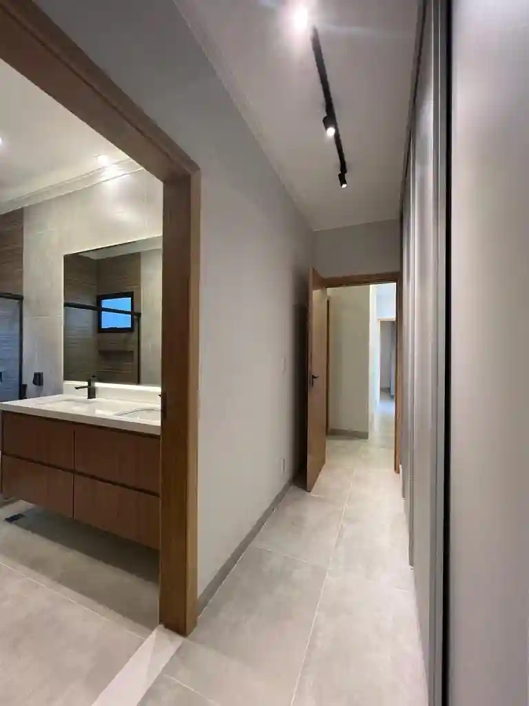 Casa de Condomínio com 3 quartos à venda, 276m² — foto 2 de 13