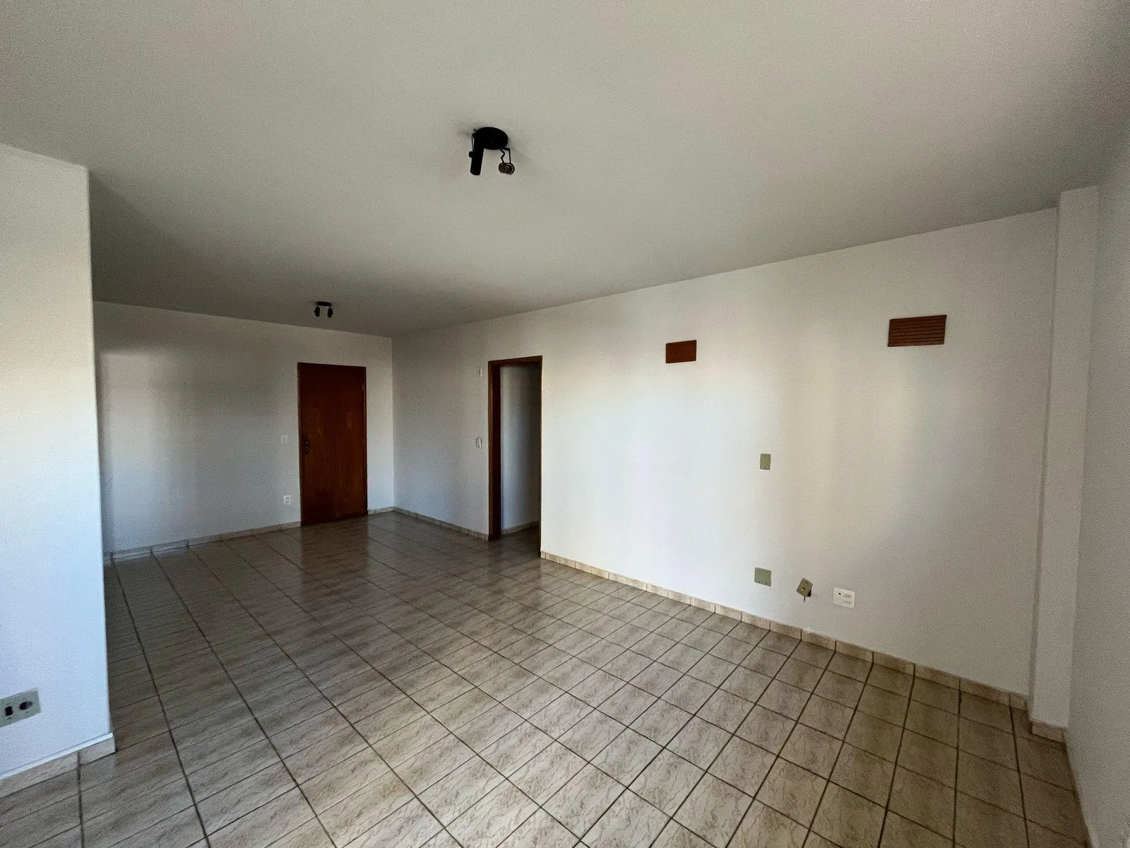 Apartamento com 3 quartos à venda, 110m² — foto 17 de 18