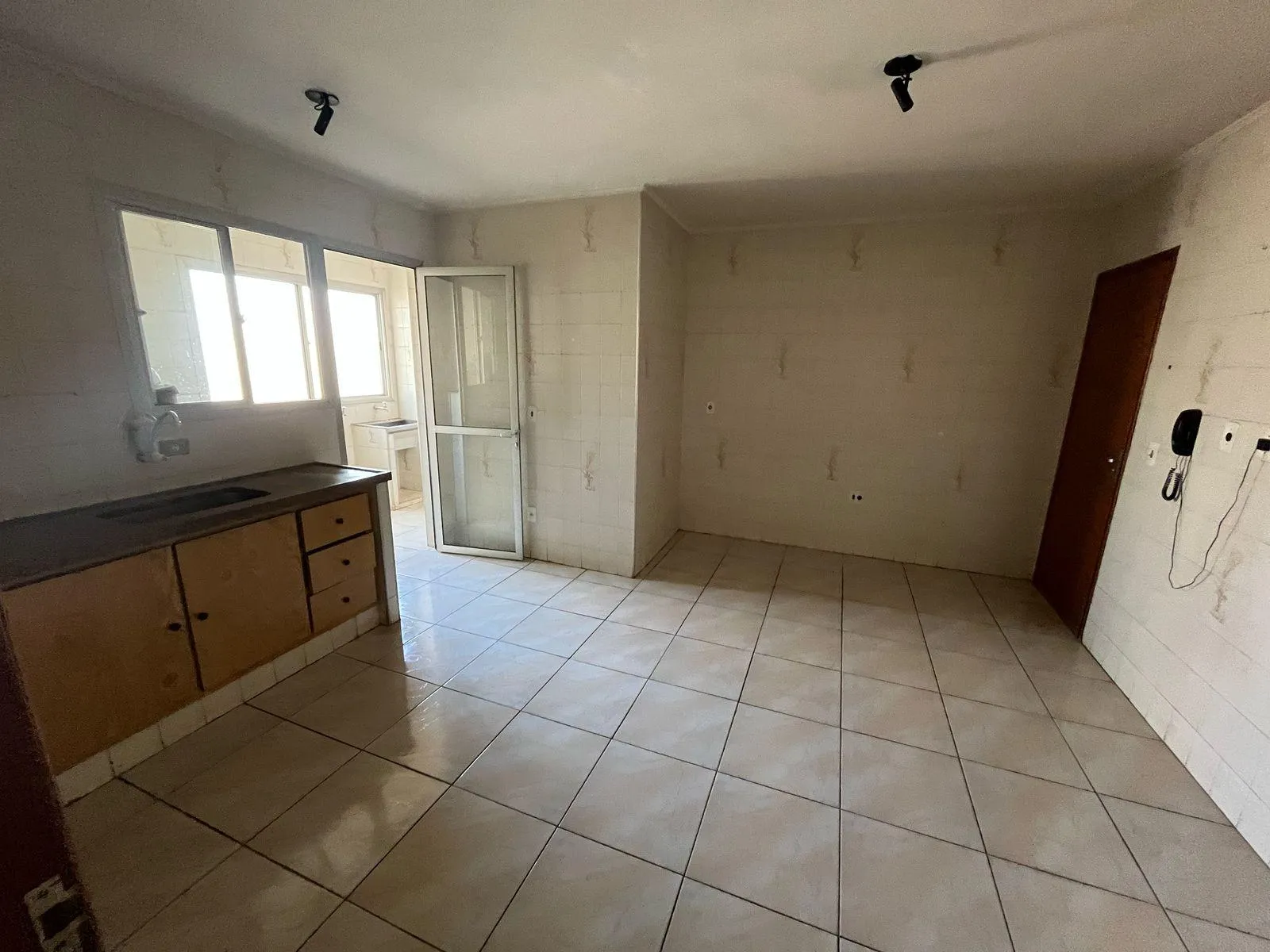 Apartamento com 3 quartos à venda, 110m² — foto 9 de 18