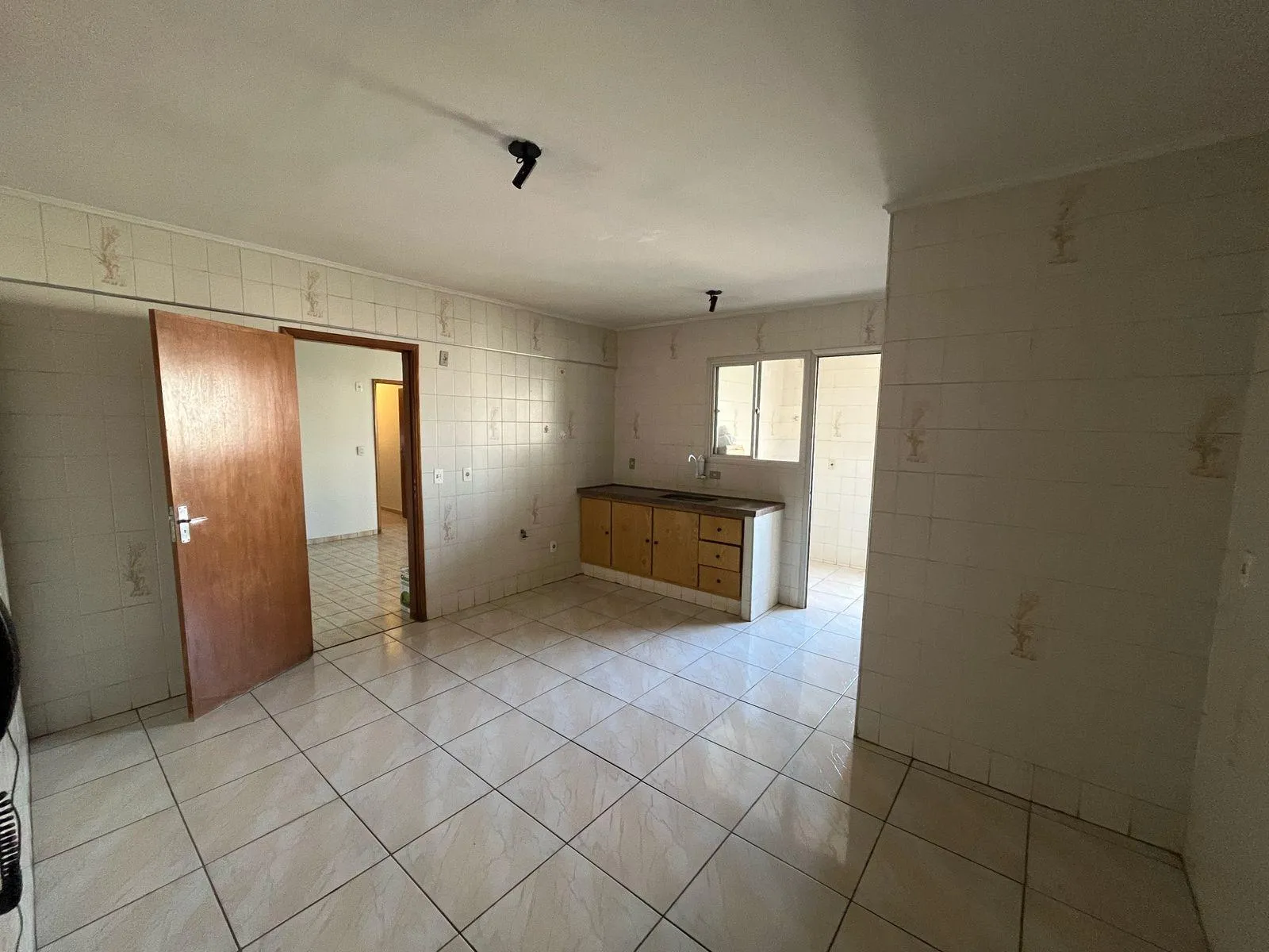 Apartamento com 3 quartos à venda, 110m² — foto 6 de 18