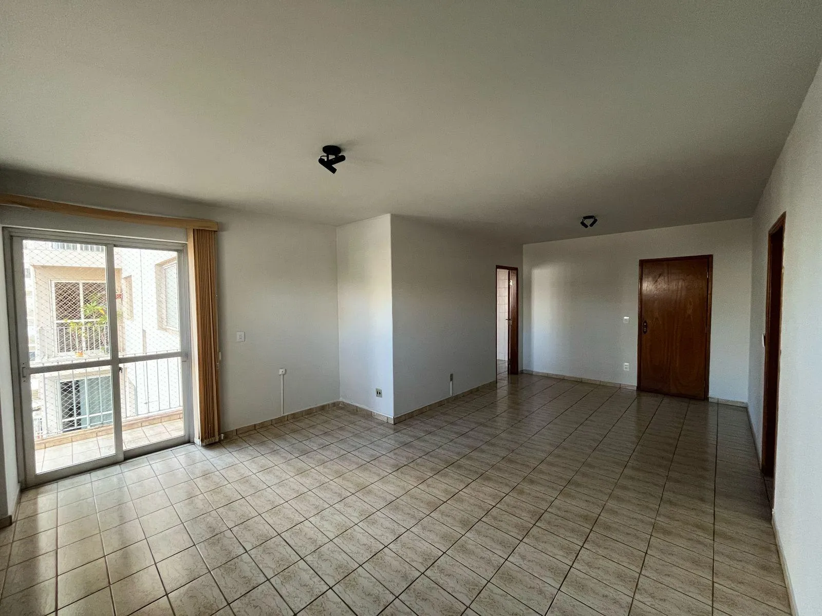 Apartamento com 3 quartos à venda, 110m² — foto 10 de 18