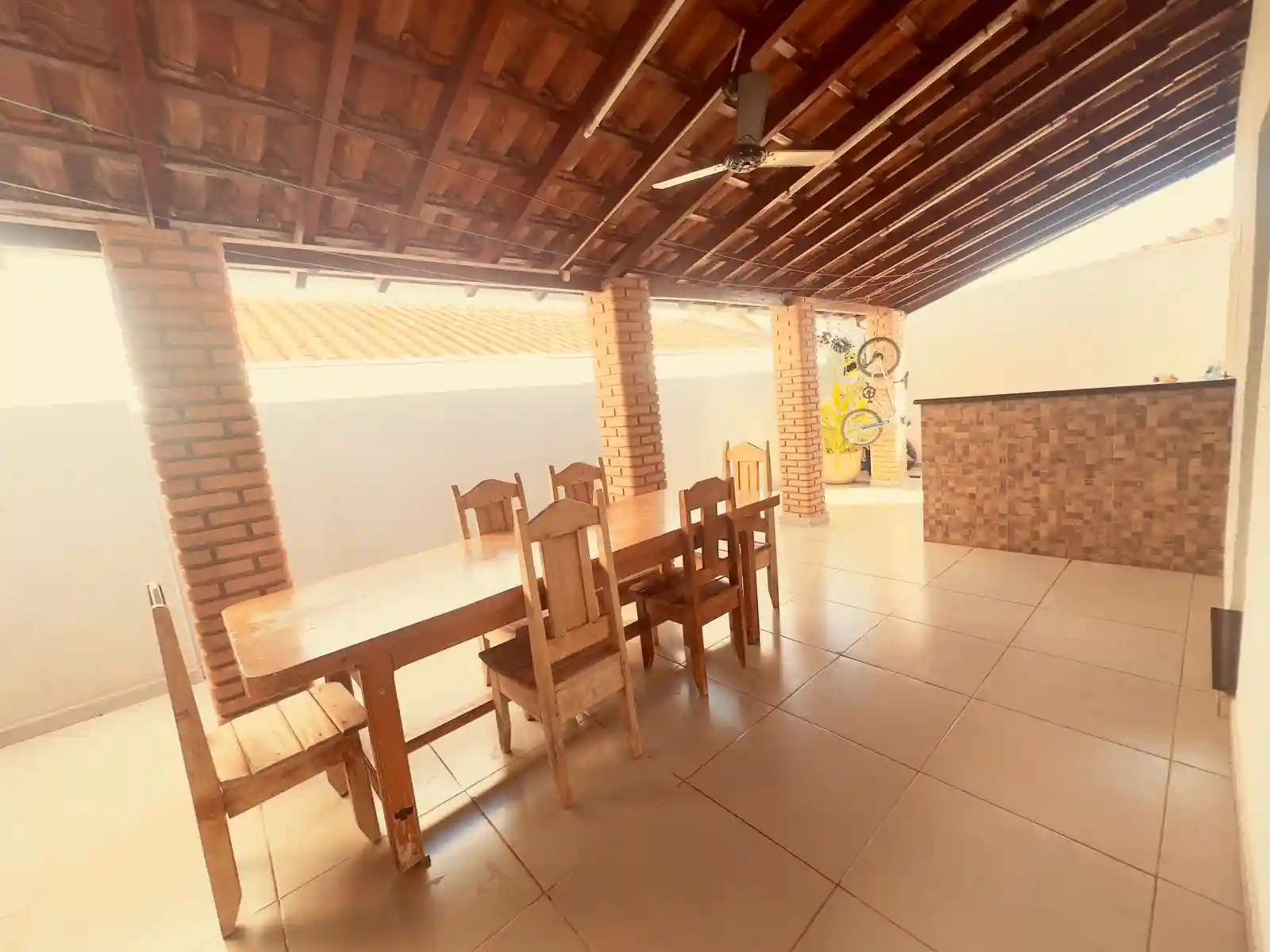 Casa com 2 quartos à venda, 280m² — foto 2 de 18