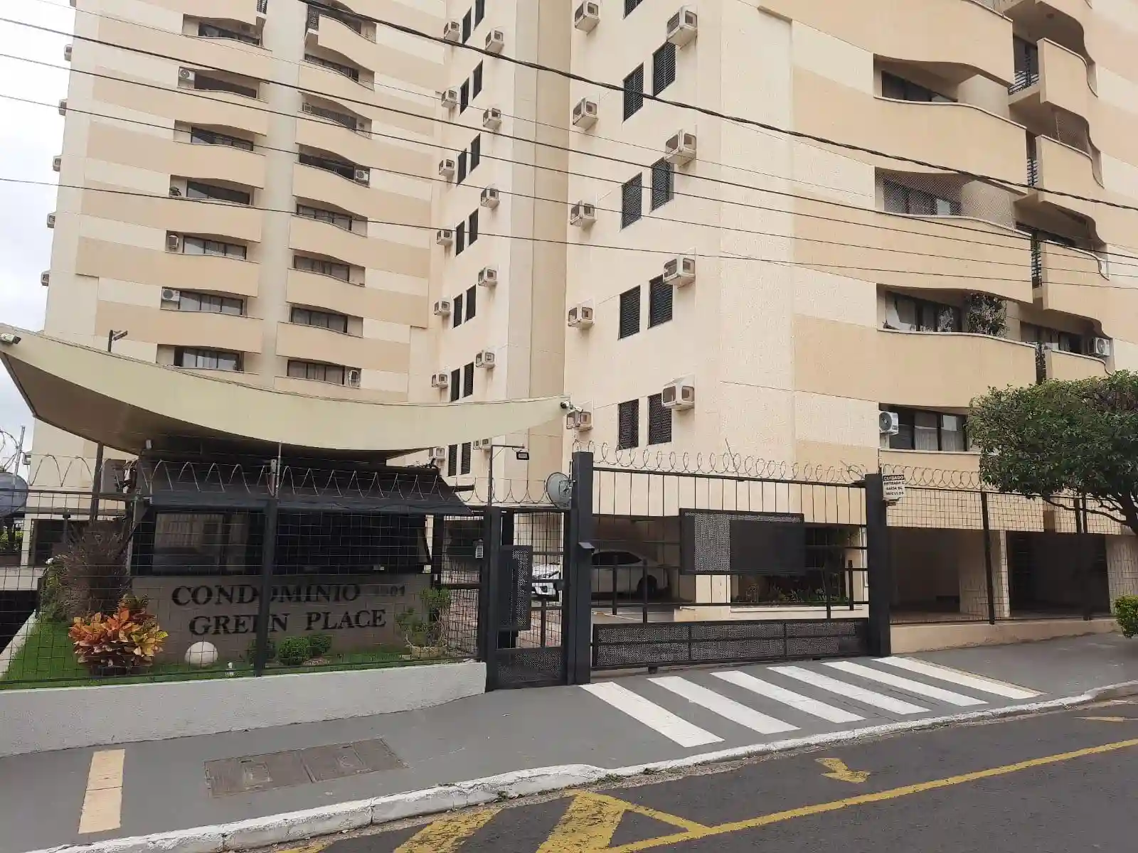 Apartamento com 2 quartos à venda, 69m² — foto 2 de 25