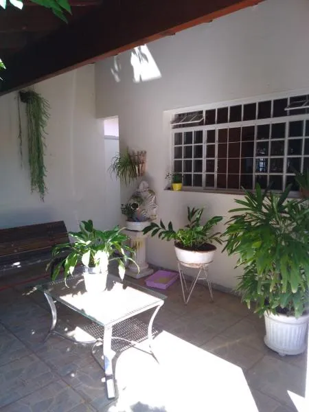 Casa à venda — foto 2 de 2