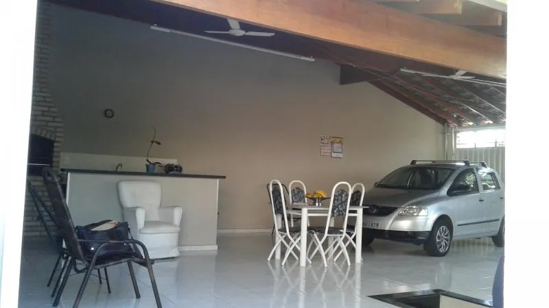 Casa à venda — foto 4 de 10