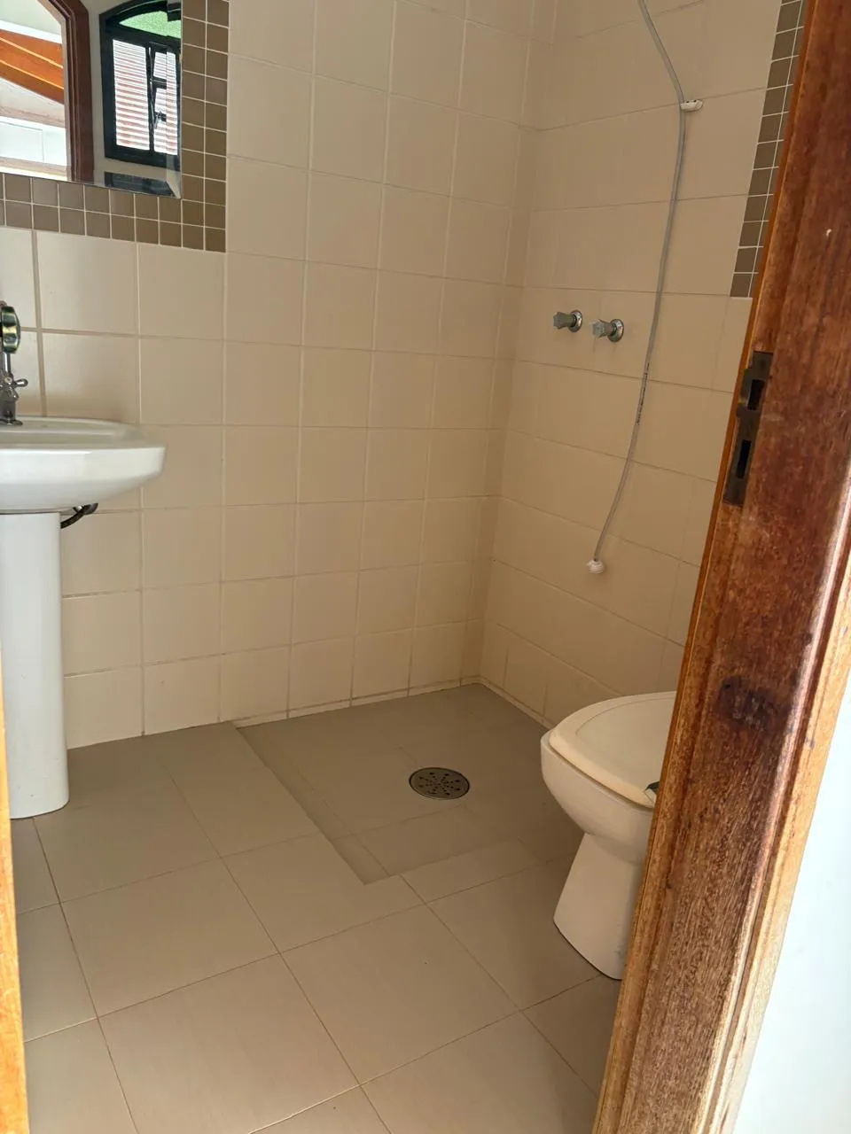 Casa com 3 quartos à venda, 220m² — foto 23 de 28