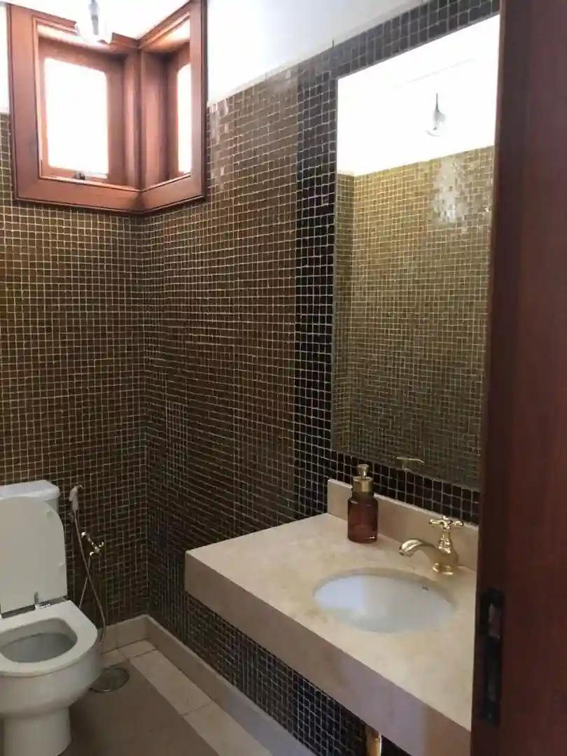 Casa de Condomínio com 3 quartos à venda, 360m² — foto 9 de 19