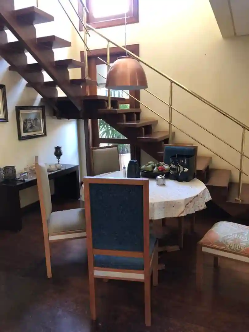 Casa de Condomínio com 3 quartos à venda, 360m² — foto 1 de 19