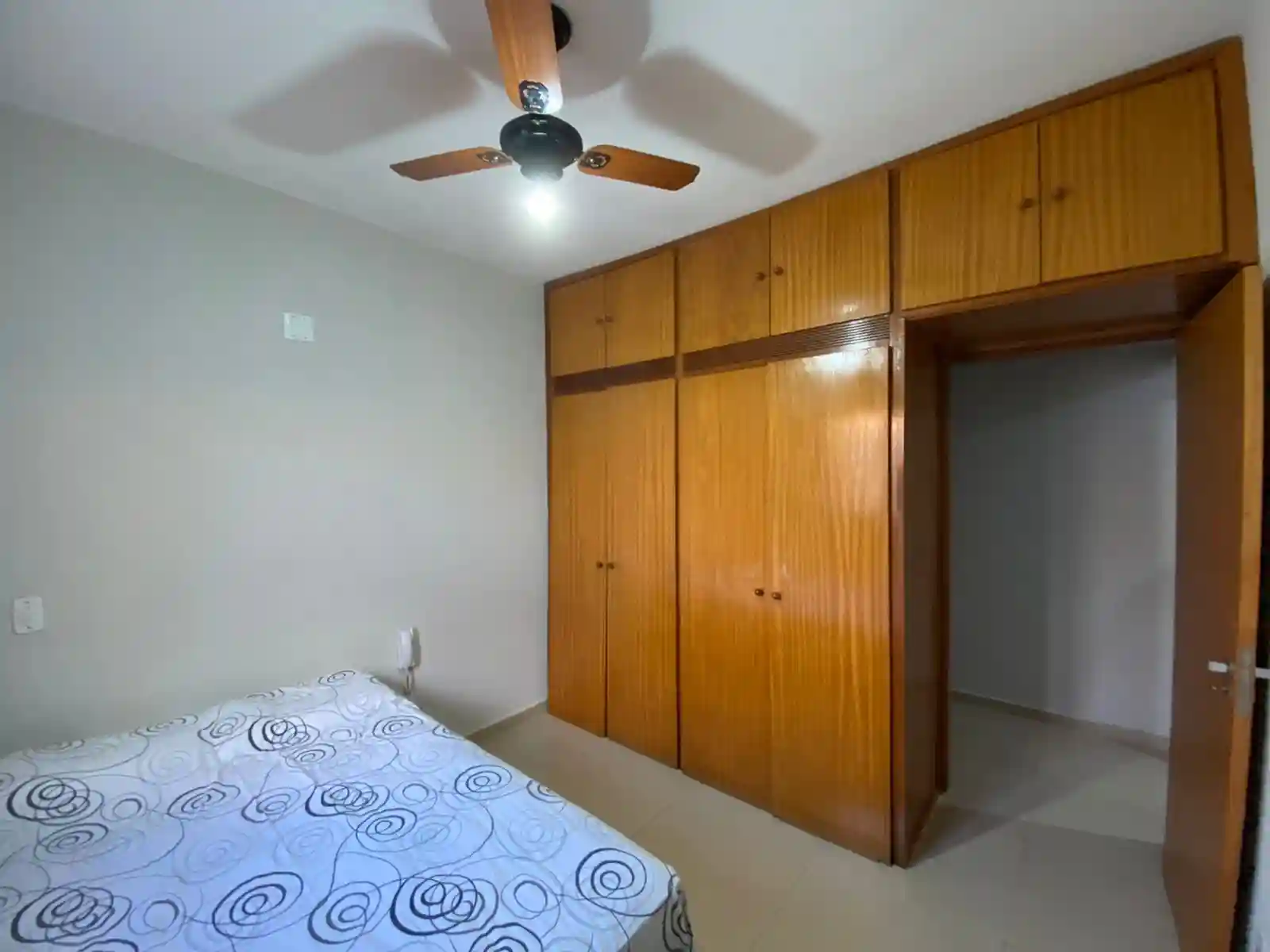 Casa com 3 quartos à venda, 363m² — foto 9 de 17