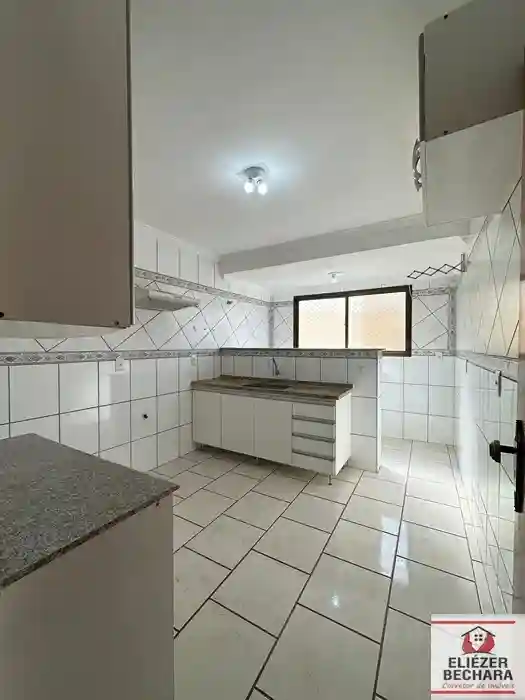 Apartamento com 2 quartos à venda, 70m² — foto 4 de 19