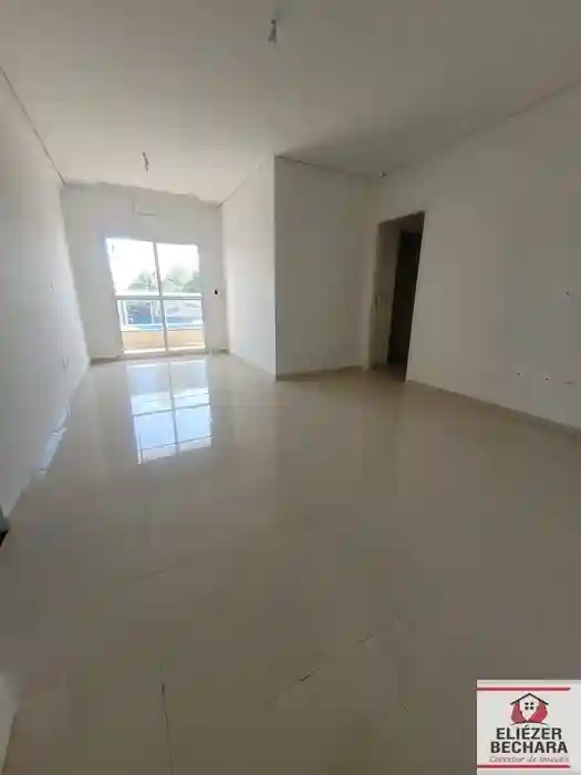 Apartamento com 3 quartos à venda, 80m² — foto 1 de 10