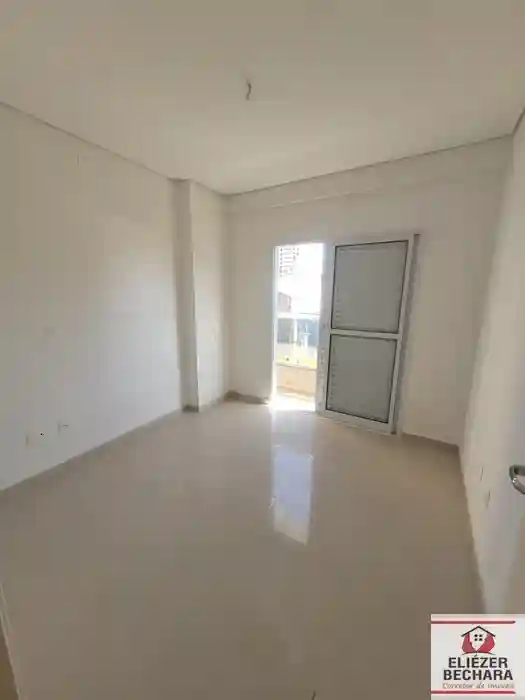 Apartamento com 3 quartos à venda, 80m² — foto 4 de 10