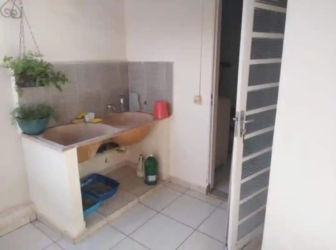 Casa com 3 quartos à venda, 242m² — foto 17 de 19