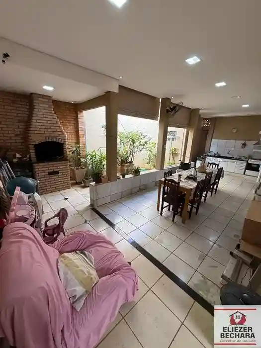 Casa com 2 quartos à venda, 150m² — foto 1 de 20