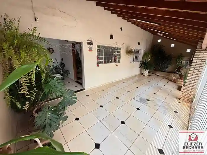 Casa com 2 quartos à venda, 150m² — foto 2 de 20