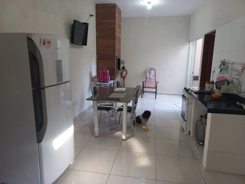 Casa à venda — foto 8 de 12