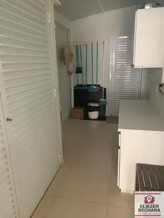 Casa de Condomínio com 3 quartos à venda, 165m² — foto 9 de 28