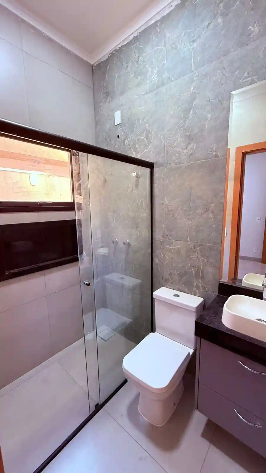 Casa de Condomínio com 3 quartos à venda, 253m² — foto 6 de 21