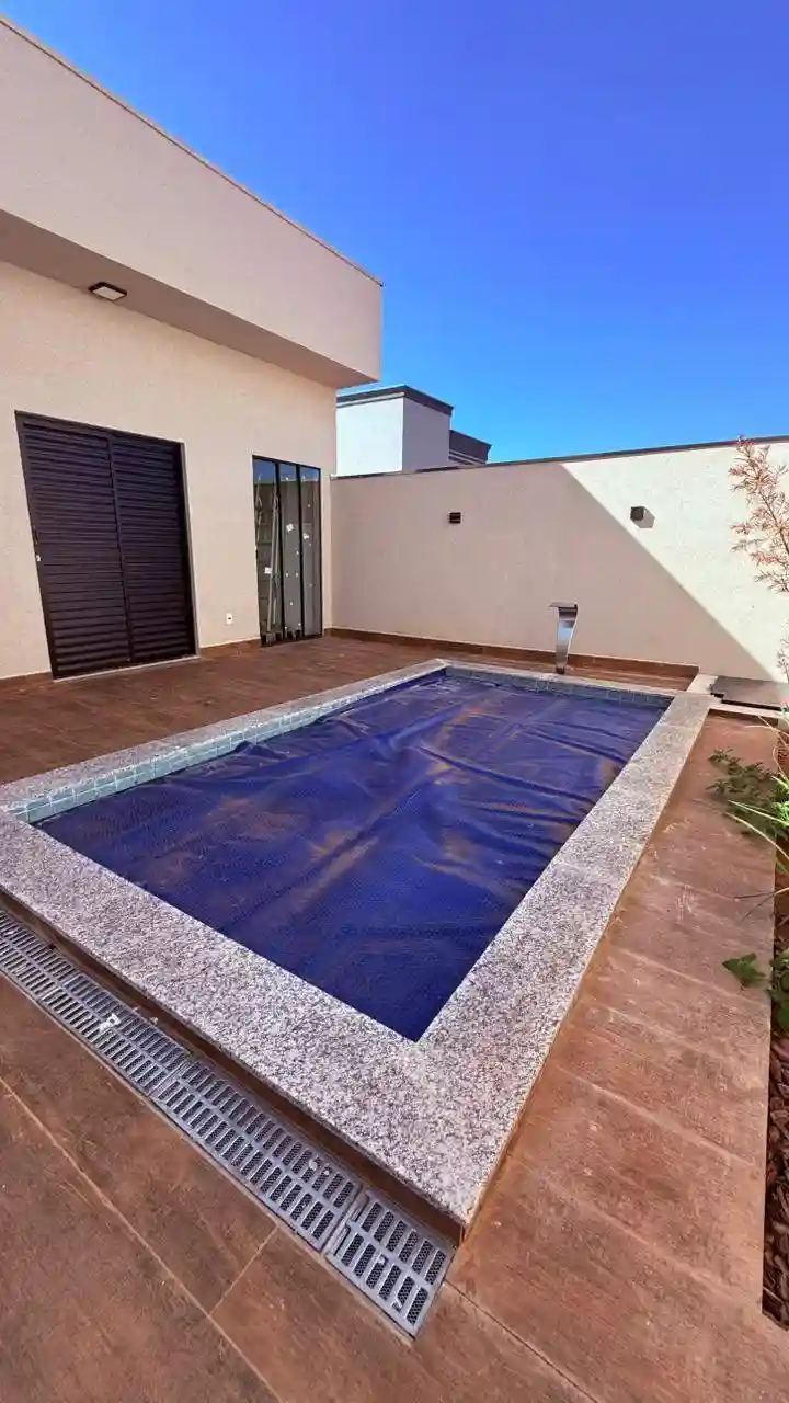 Casa de Condomínio com 3 quartos à venda, 253m² — foto 18 de 21