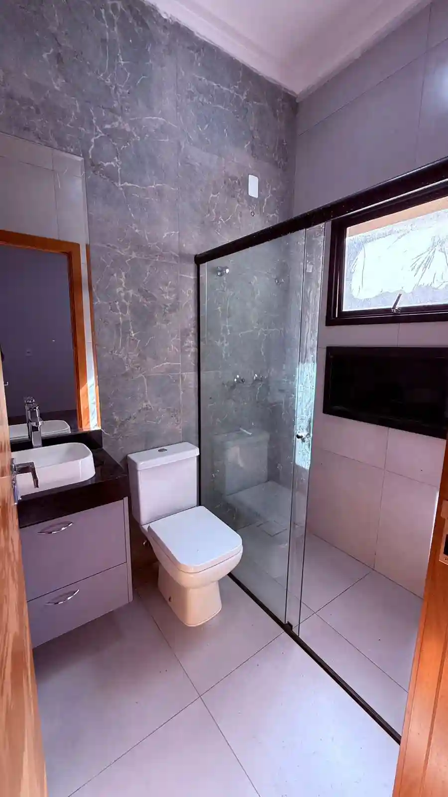 Casa de Condomínio com 3 quartos à venda, 253m² — foto 8 de 21