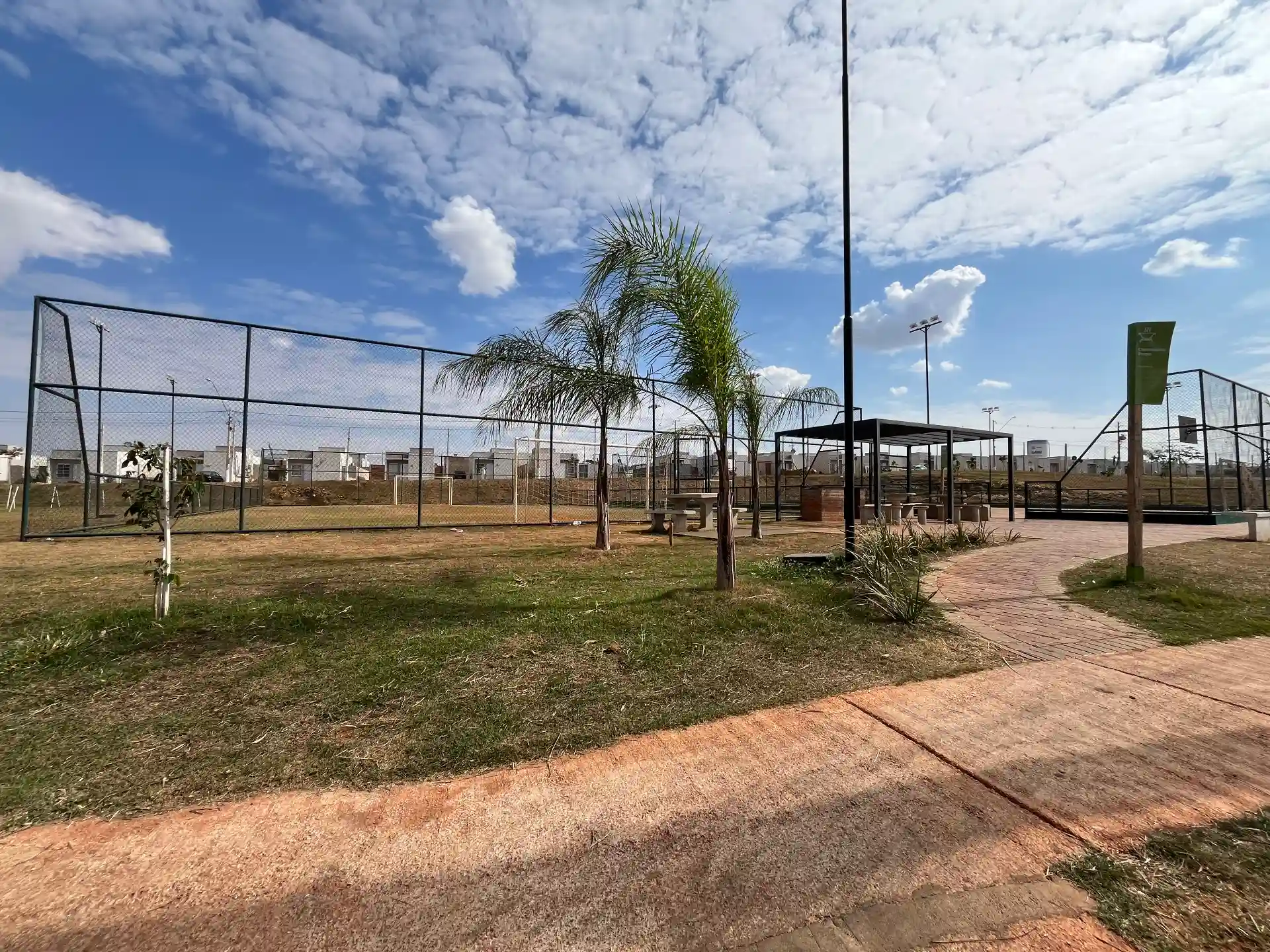 Casa de Condomínio com 2 quartos à venda, 200m² — foto 20 de 20