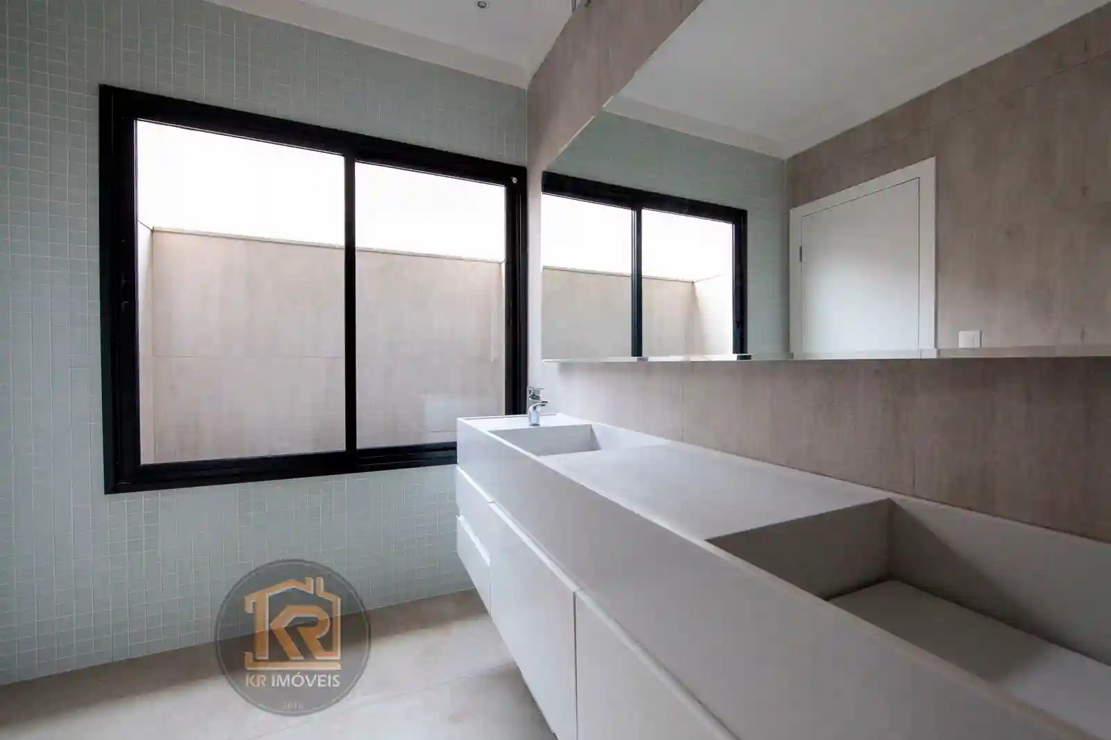 Casa de Condomínio com 3 quartos à venda, 265m² — foto 13 de 17