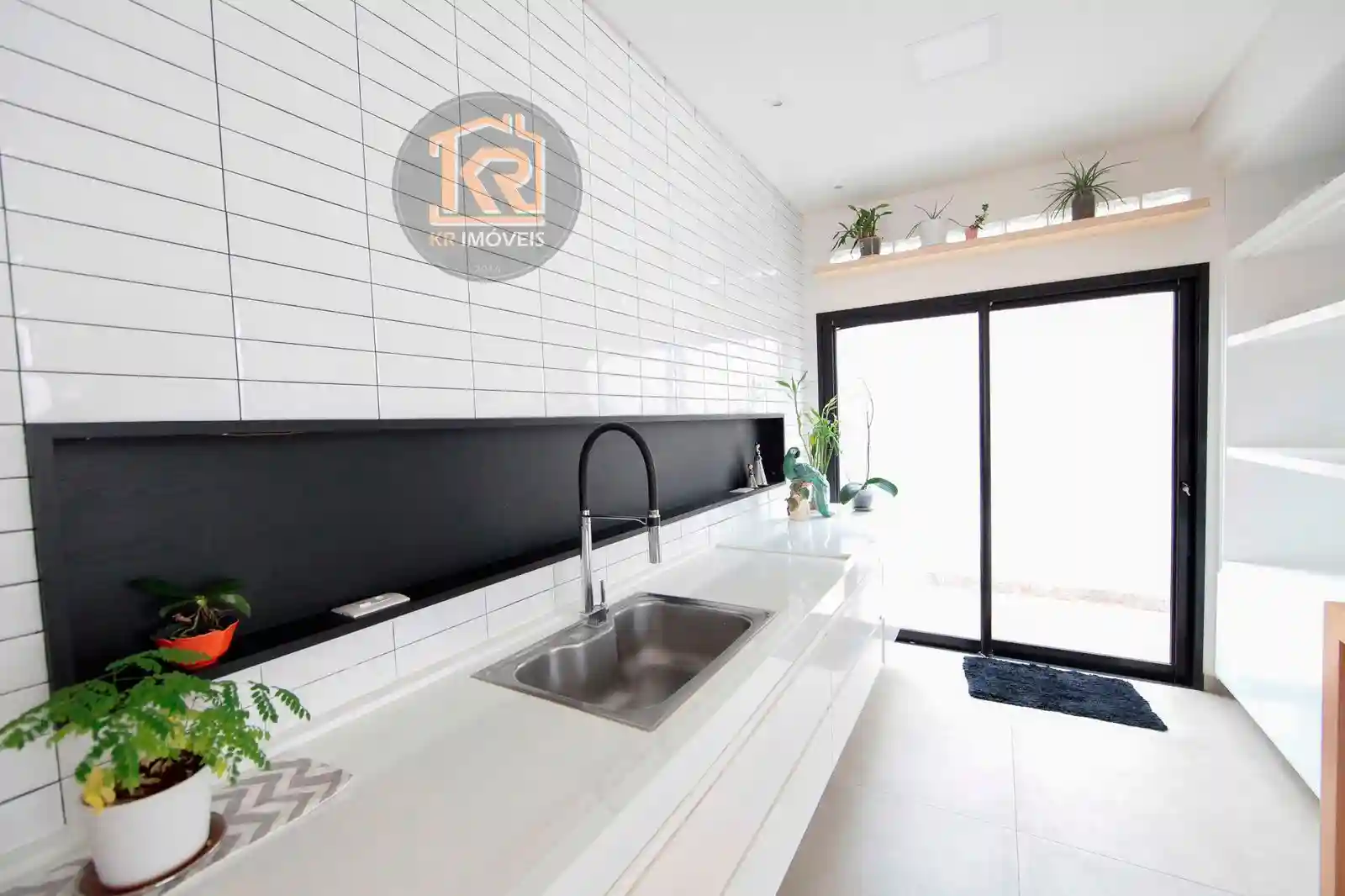 Casa de Condomínio com 3 quartos à venda, 265m² — foto 9 de 17
