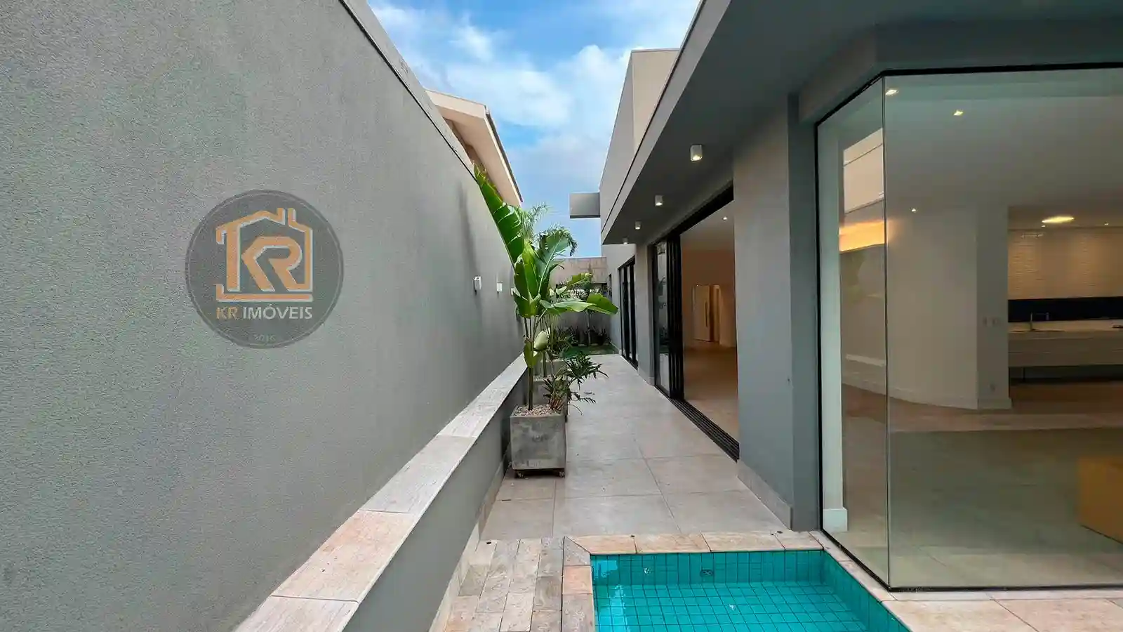Casa de Condomínio com 3 quartos à venda, 265m² — foto 6 de 17