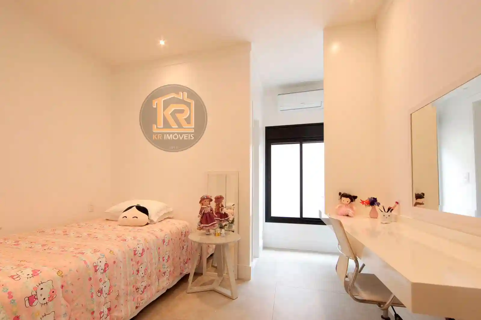 Casa de Condomínio com 3 quartos à venda, 265m² — foto 16 de 17