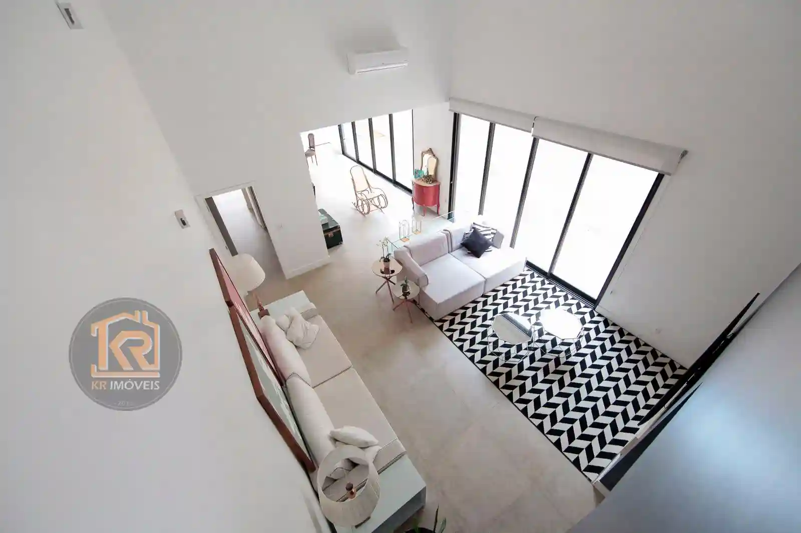 Casa de Condomínio com 3 quartos à venda, 265m² — foto 4 de 17