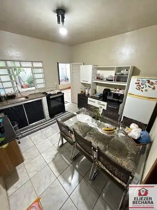 Casa com 3 quartos à venda, 100m² — foto 2 de 25