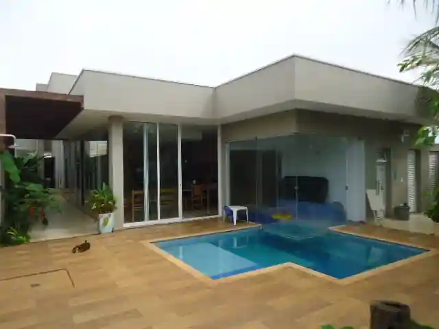 Casa de Condomínio à venda — foto 1 de 21